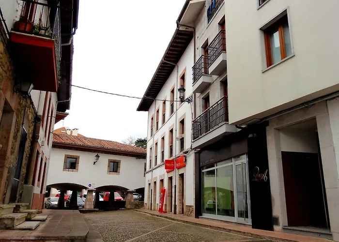 Les Cotolles Centro